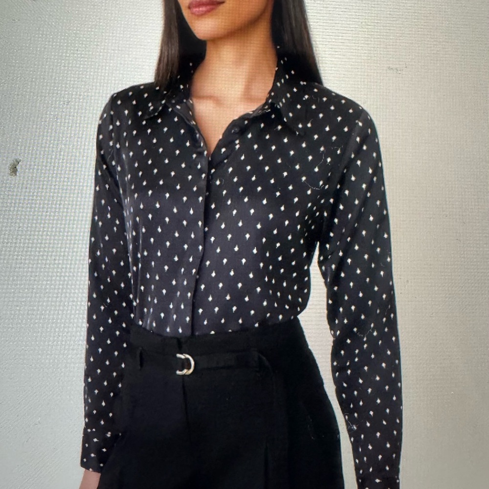 Ann Taylor Black and White Patterned Button Down Shirt